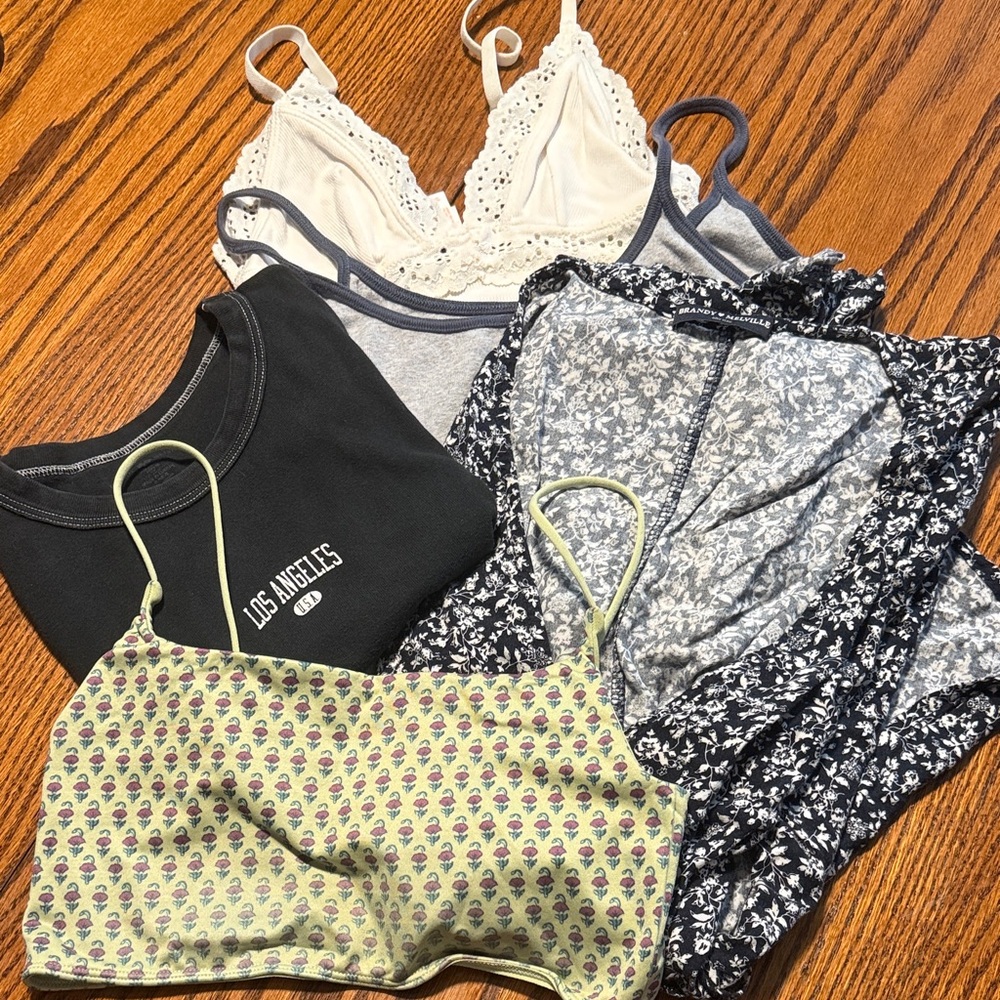 Brandy Melville and friends bundle